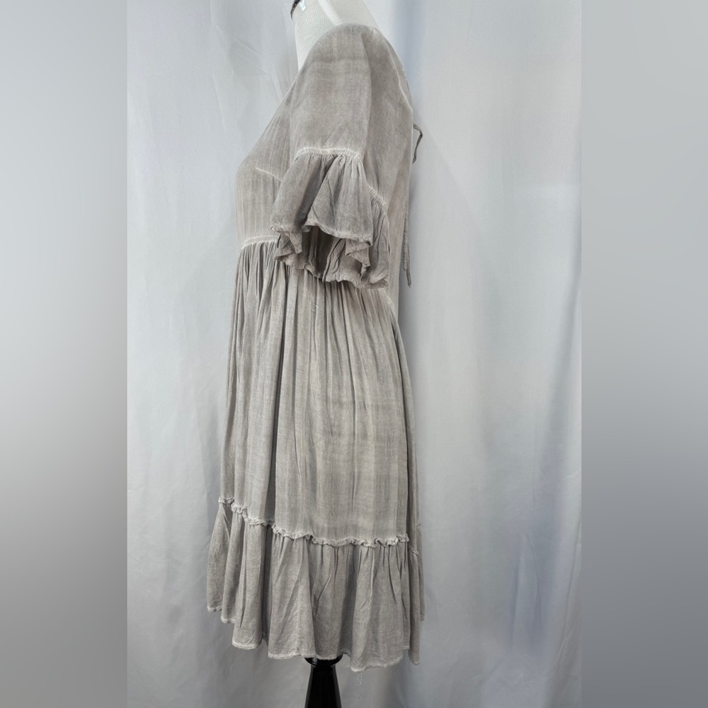 Entro Gray Ruffle Dress Size Small - Picture 2 of 11